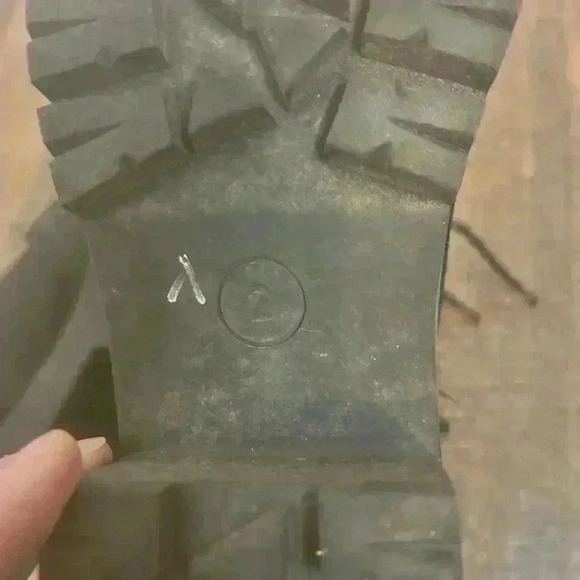 Limelight Girls sz‎ 2 Canvas Combat Boots Buckle Front Zip 2” Heel Deep Tread - Picture 7 of 13